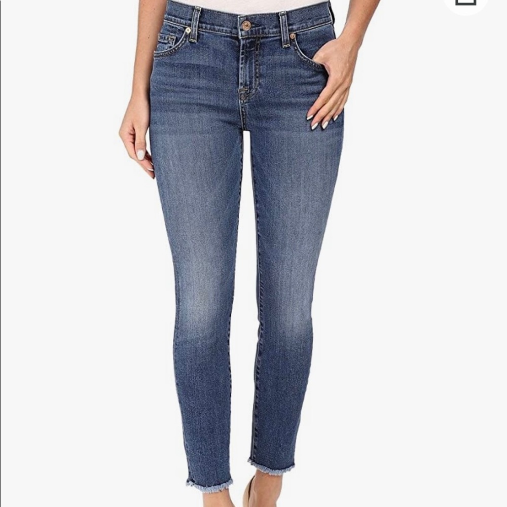 NWT - 7 for all Mankind Mid Rise Ankle Skinny Jean with Raw Hem in 32